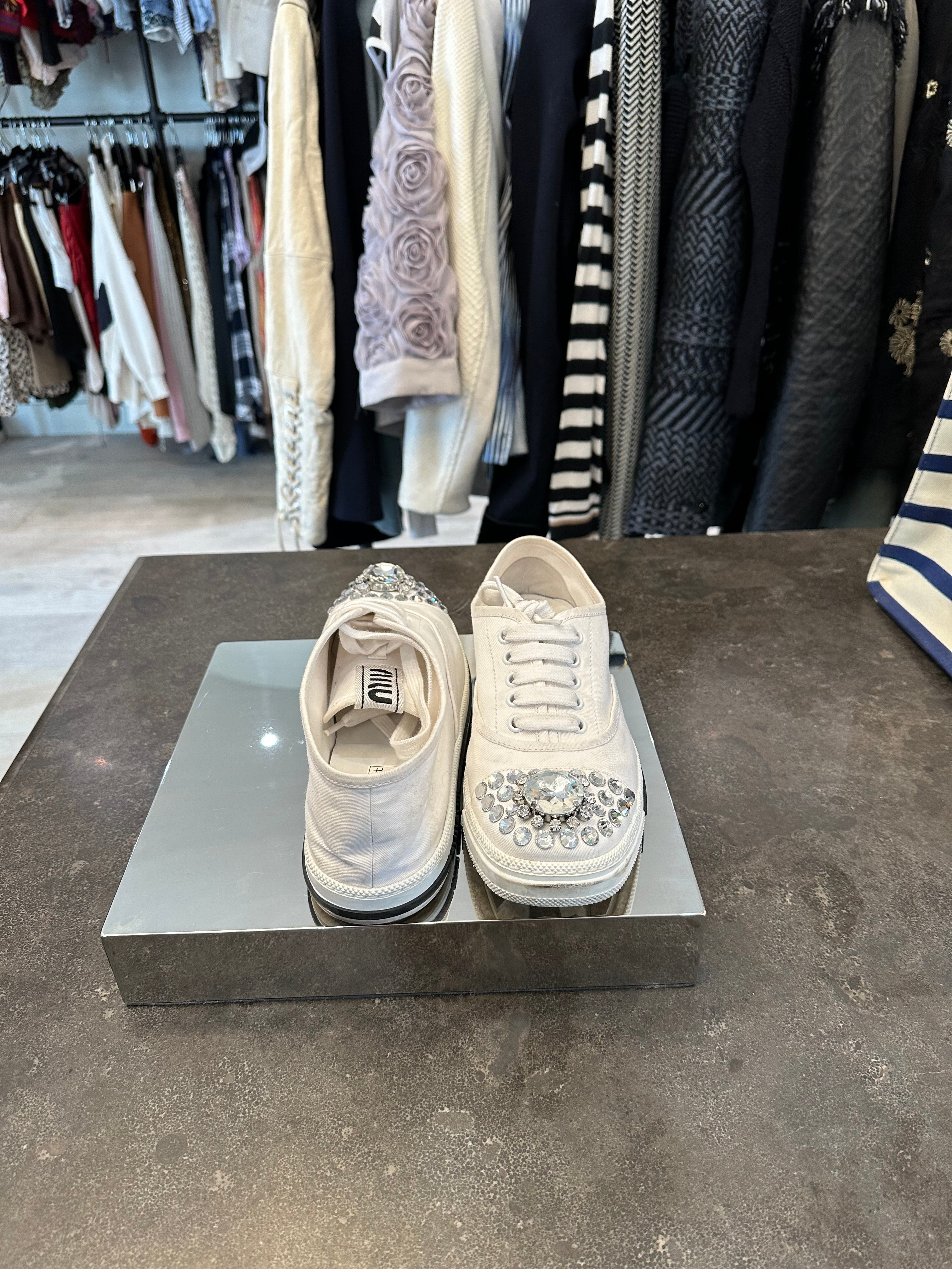 miumiu スパンコール　ローヒール MIU MIU ICONIC SILVER PLATFORM LOGO ESPADRILLE SNEAKERS EU 42 US
